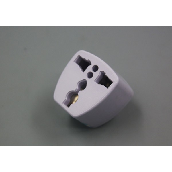 International Electric Plug to USA Outlet Converter